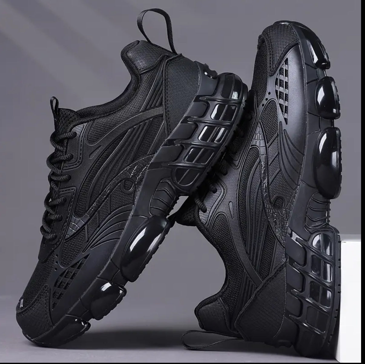 Men's Low-Top Sneakers - Lightweight Cushioned Sneakers, Lace-Up Gym Shoes with Non-Slip TPU Sole for Running, Casual & Casual Attire - All-Season Minimalist Design in Black/ - Breathable Fabric Lining, Versatile Footwear, Sleek Style, Secure Closure, Spo