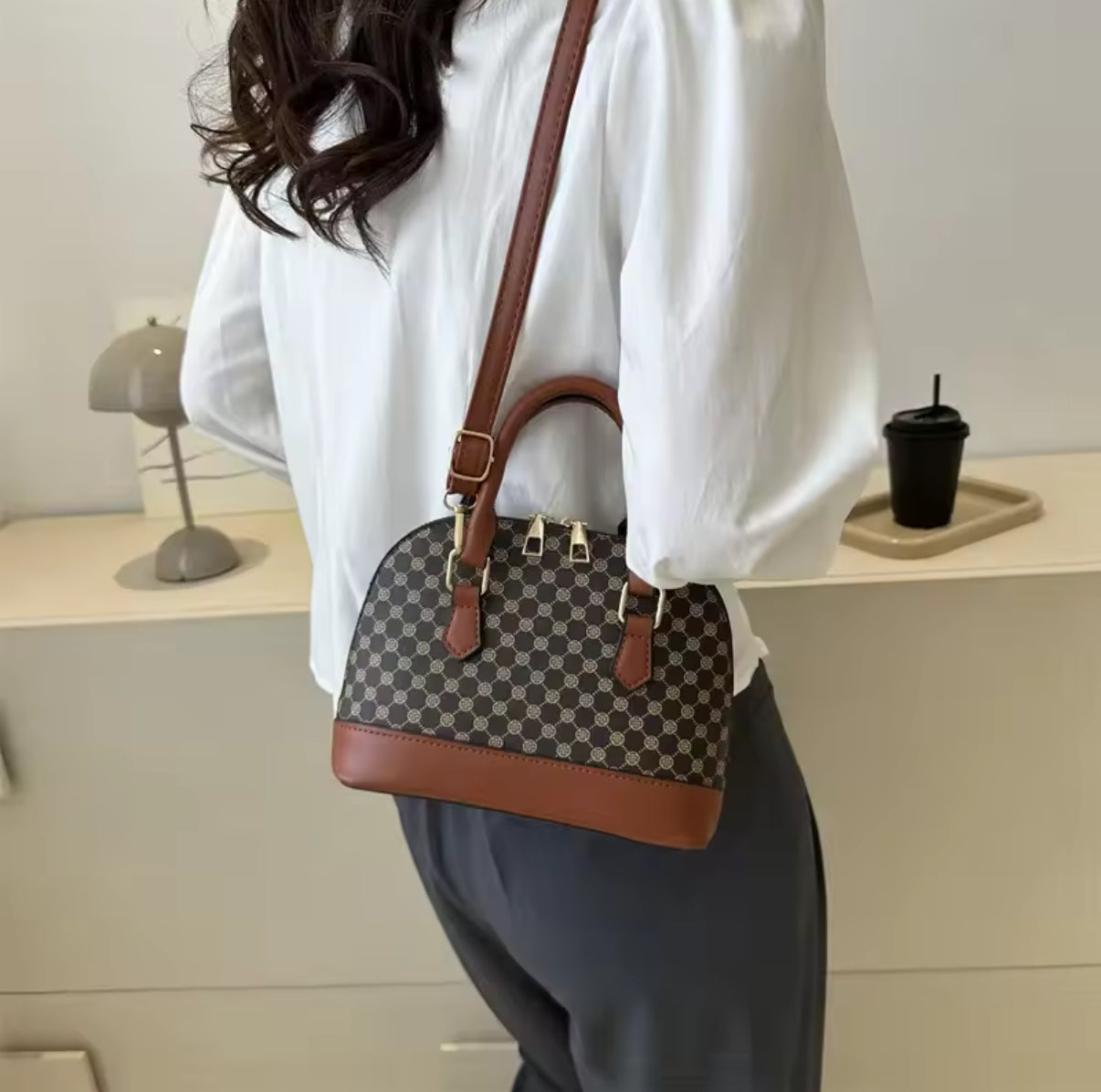 Fashionable Minimalist Shell Bag Hot Sale Of The Season Summer New Women's Trendy Single Shoulder Casual Crossbody Bag Polyester