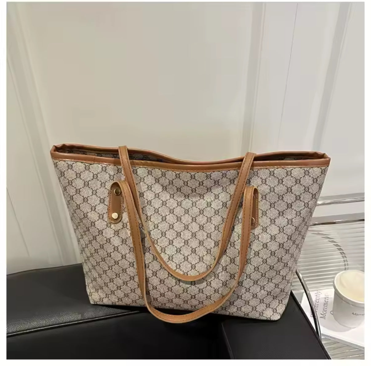 Large Capacity Commuter Women's Tote Bag Personality Mother-Child Fashion Trendy Soft Polyester Lining Zipper Closure Handbag