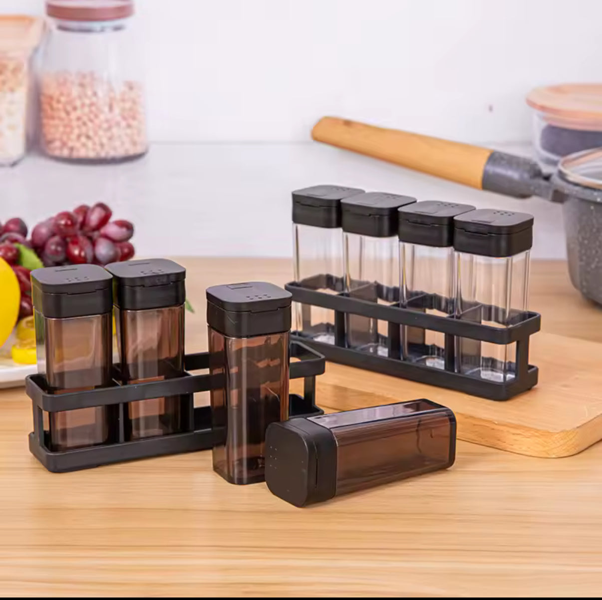 Four-grid Integrated Barbecue Spice Bottle Household Combination Set Spice Jar Kitchen Sealed Moisture-proof Spice Bottle