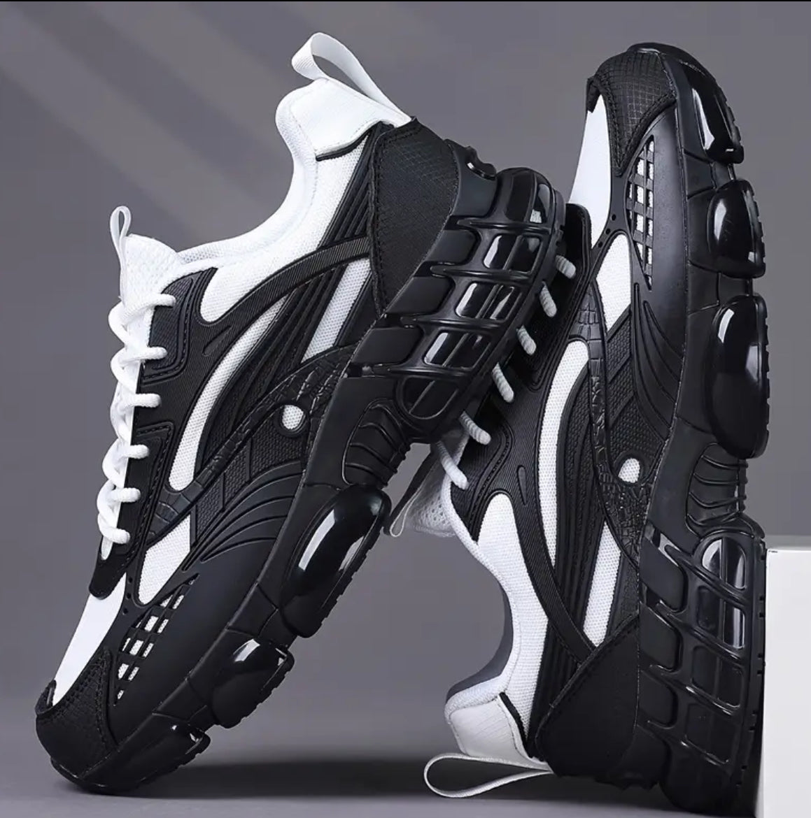 Men's Low-Top Sneakers - Lightweight Cushioned Sneakers, Lace-Up Gym Shoes with Non-Slip TPU Sole for Running, Casual & Casual Attire - All-Season Minimalist Design in Black/ - Breathable Fabric Lining, Versatile Footwear, Sleek Style, Secure Closure, Spo