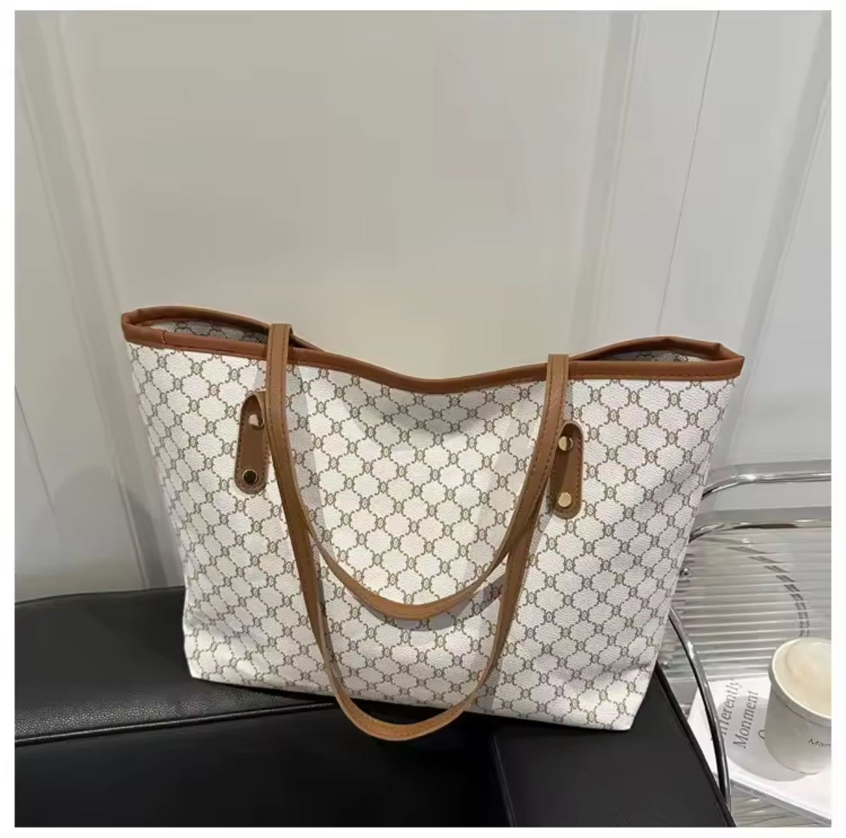 Large Capacity Commuter Women's Tote Bag Personality Mother-Child Fashion Trendy Soft Polyester Lining Zipper Closure Handbag