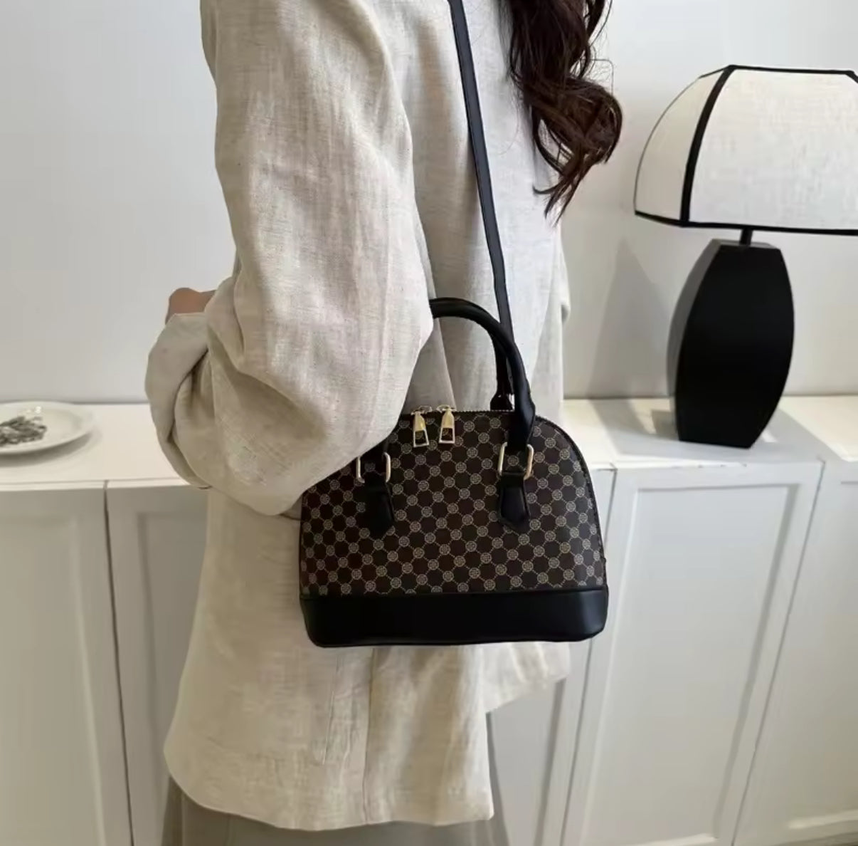 Fashionable Minimalist Shell Bag Hot Sale Of The Season Summer New Women's Trendy Single Shoulder Casual Crossbody Bag Polyester